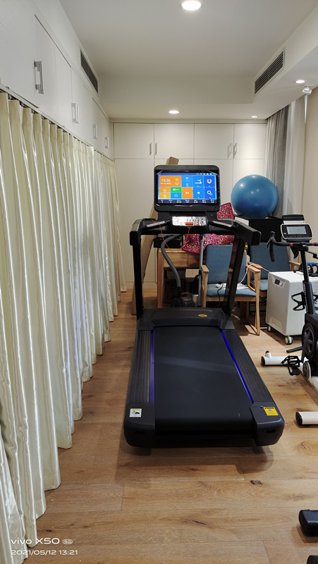 跑步機(jī) 跑步機(jī)